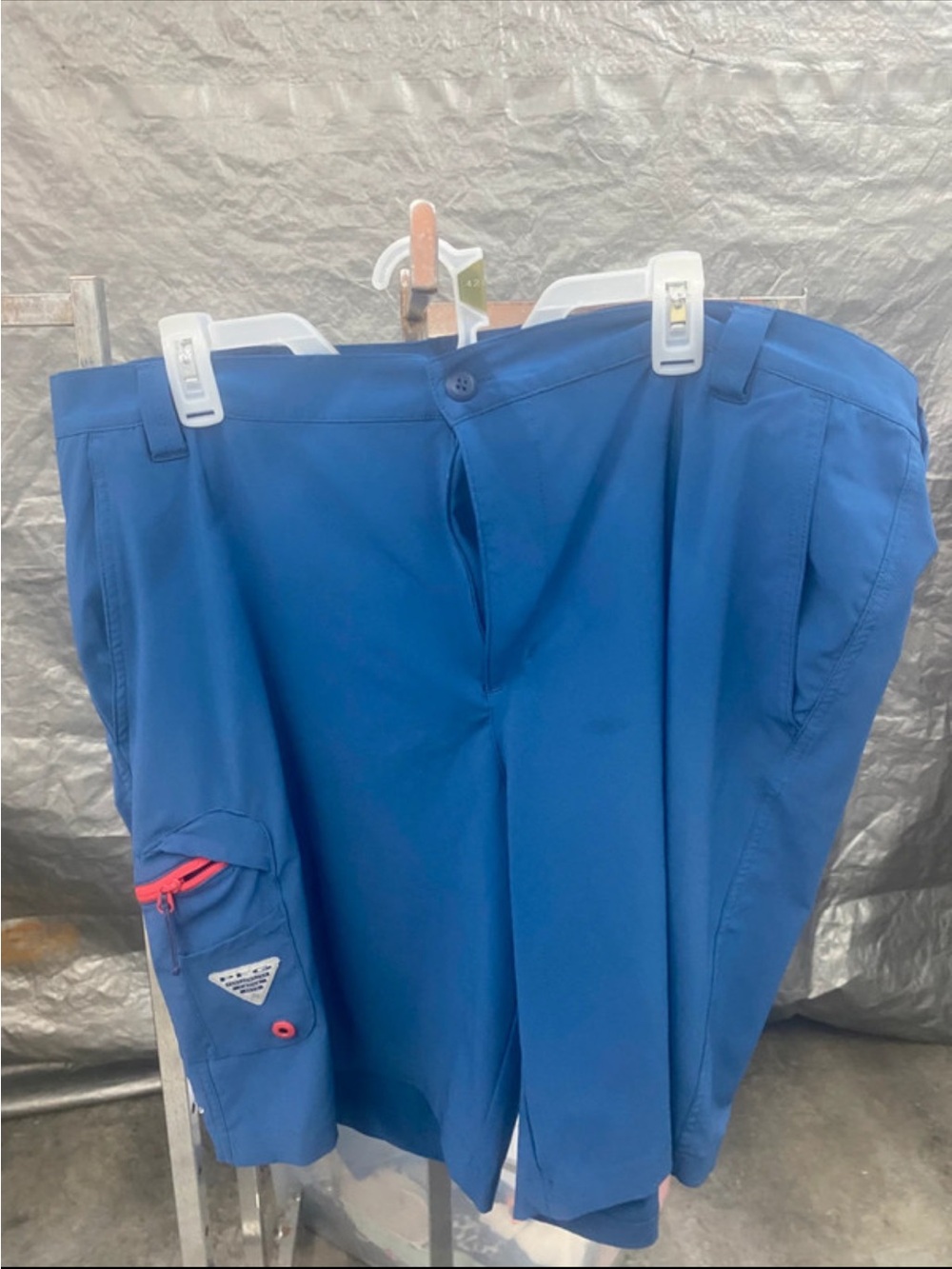 Columbia Blue Men's Cargo Shorts with Red-Zip Accent